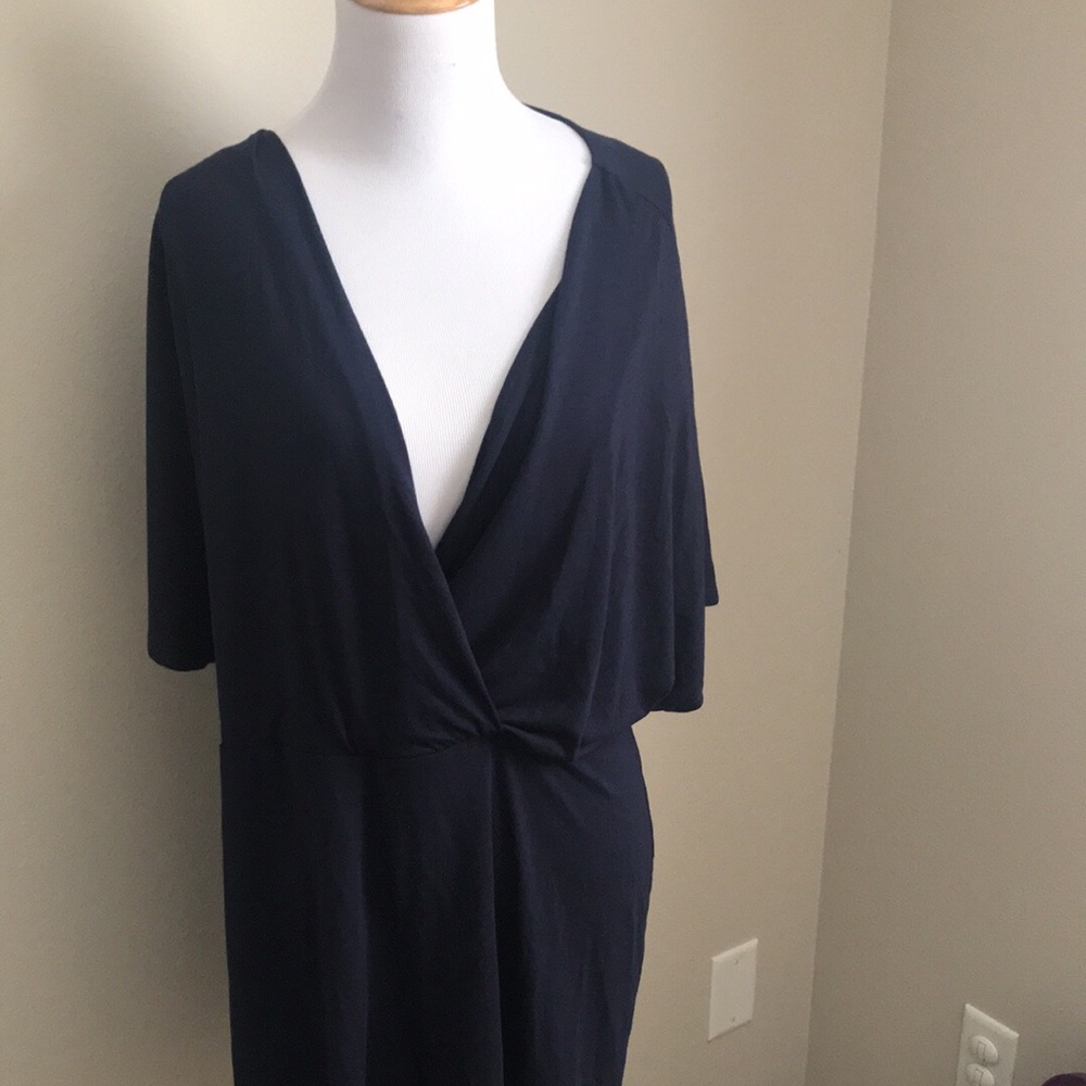 Navy Romper - Perfect for Nursing
